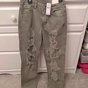 American Eagle Brand New Mom Jean